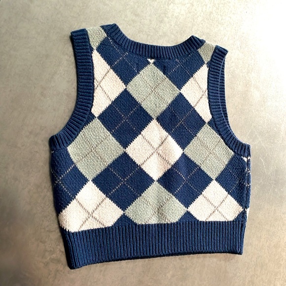 Hollister Argyle Sweater Vest - Picture 14 of 16